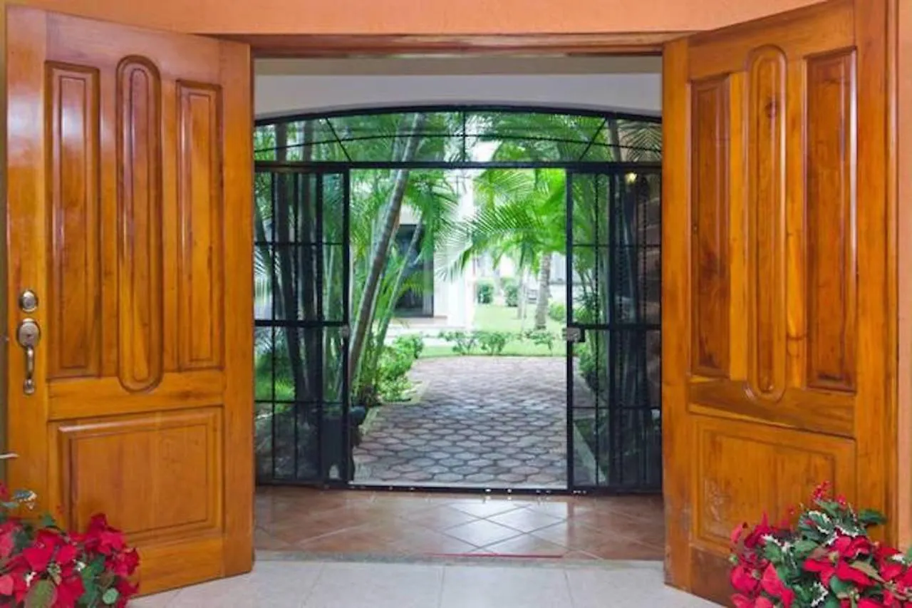 Guest house Sunrise Room In Stunning Villa Playacar Townhouse Stage 2 Playa del Carmen