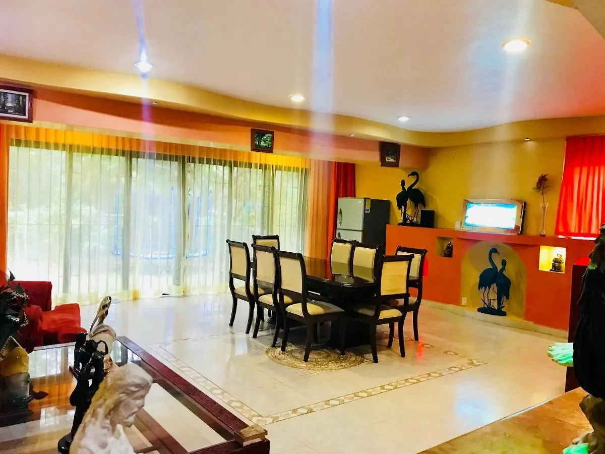 Sunrise Room In Stunning Villa Playacar Townhouse Stage 2 Playa del Carmen Guest house